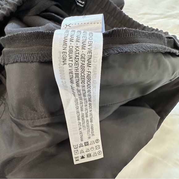 Zara Black Cropped Culottes Women’s Medium Wide Leg Dress Pants Like New - Picture 14 of 14
